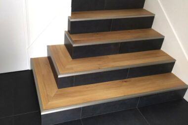 Escalier renove marches en bois - Maine et Loire (49) - Cholet (49300)